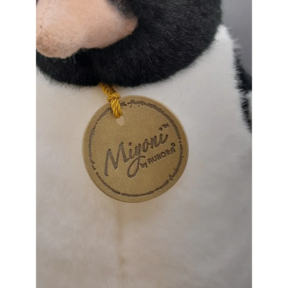 Aurora Miyoni Crested Penguin 🐧 8